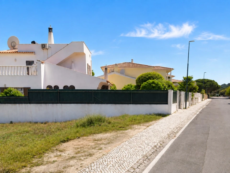 Terreno para Venda em Albufeira e Olhos de Água Foto 6