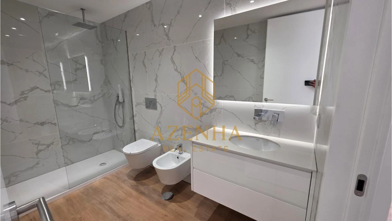 Moradia T3 para Venda em Cidade da Maia Foto 10