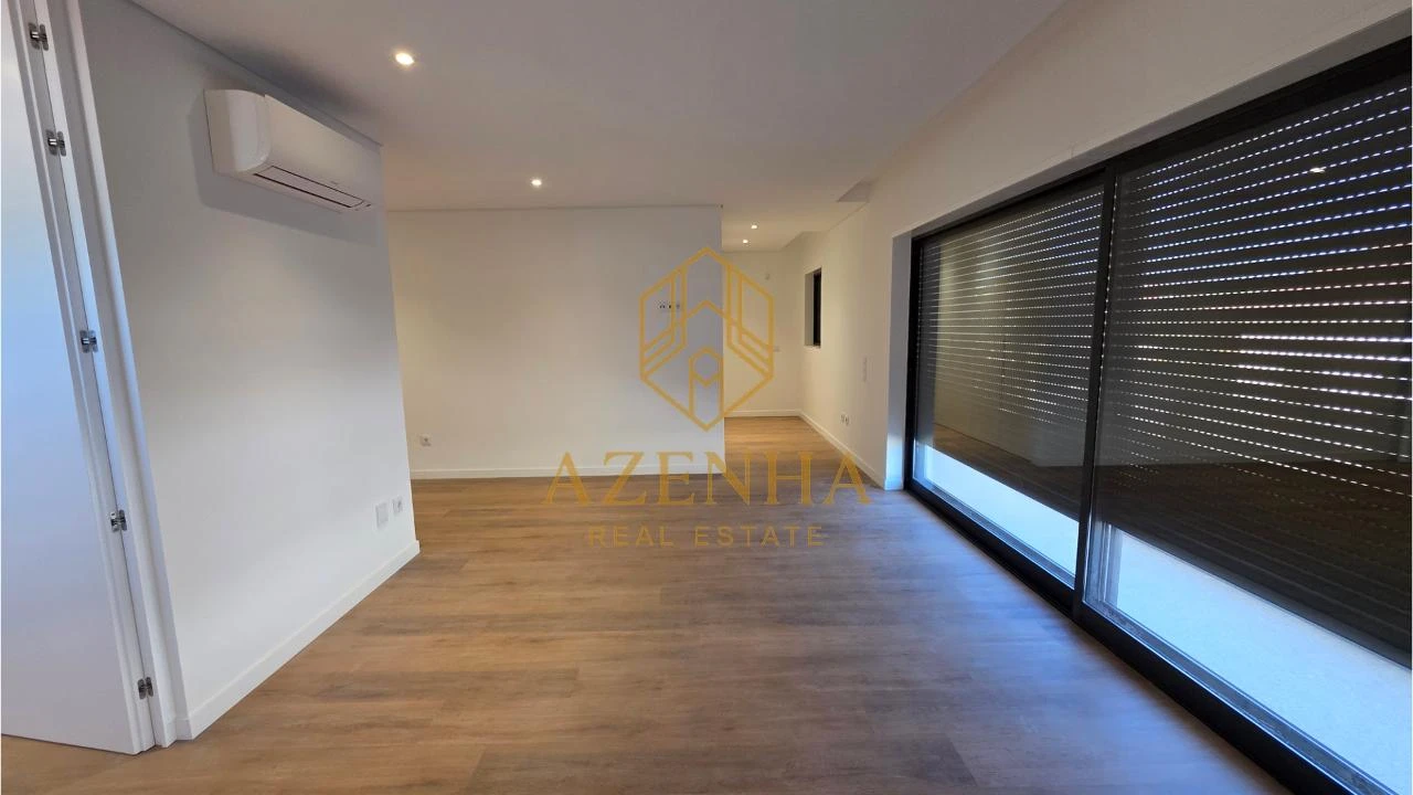 Moradia T3 para Venda em Cidade da Maia Foto 8