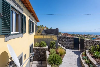 Moradia T2 para Venda em Fajã da Ovelha