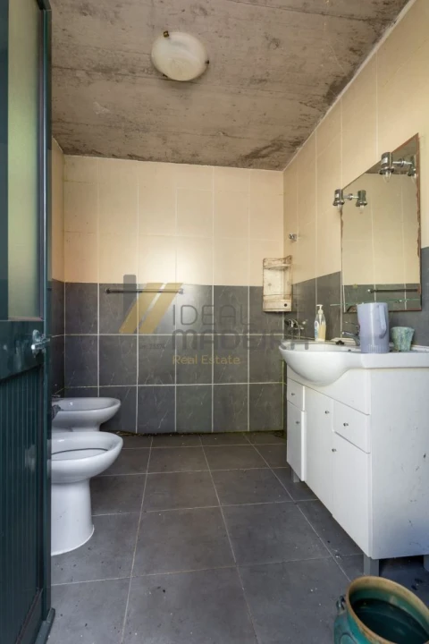 Moradia T2 para Venda em Fajã da Ovelha