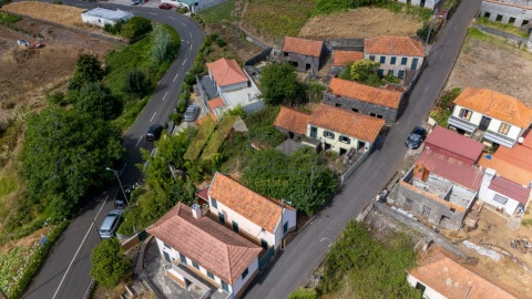 Moradia T2 para Venda em Fajã da Ovelha