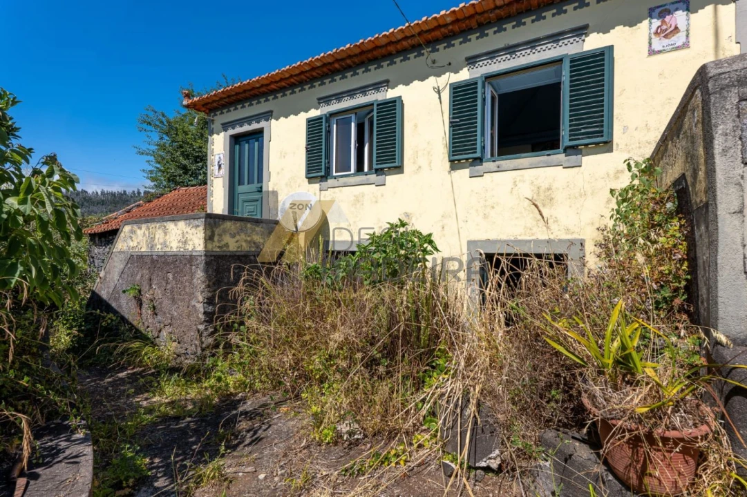 Moradia T2 para Venda em Fajã da Ovelha Foto 2