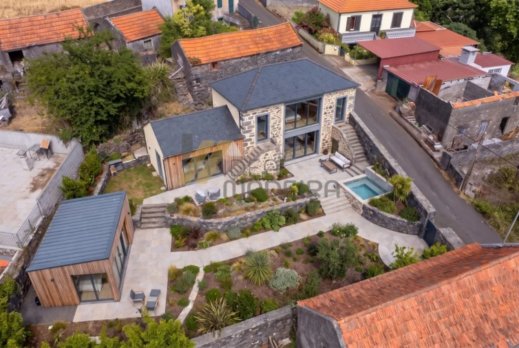 Moradia T2 para Venda em Fajã da Ovelha Foto 35