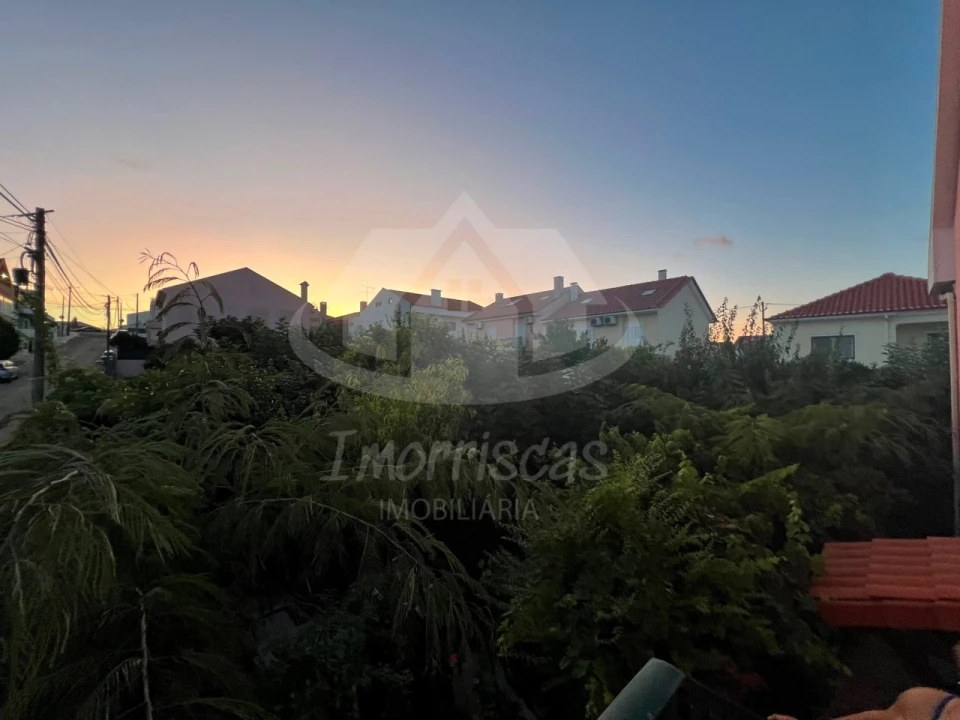 Moradia T3 para Venda em Santa Iria de Azoia, São João da Talha e Bobadela Foto 27
