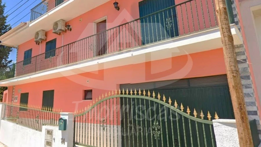 Moradia T3 para Venda em Santa Iria de Azoia, São João da Talha e Bobadela