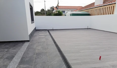 Moradia T4 para Venda em Ponte do Rol