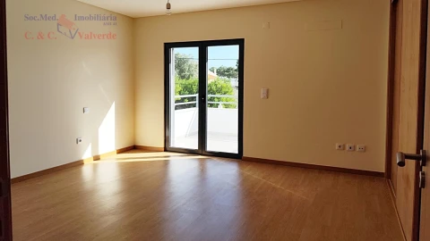 Moradia T4 para Venda em Silveira