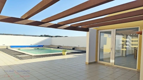 Moradia T4 para Venda em Silveira