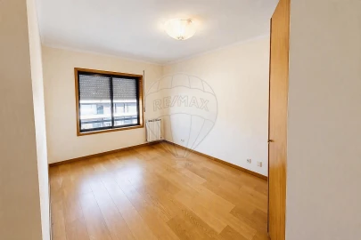 Apartamento T3 para Venda em São Felix da Marinha