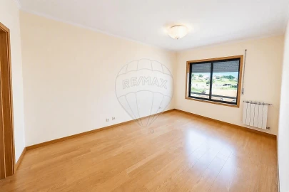 Apartamento T3 para Venda em São Felix da Marinha