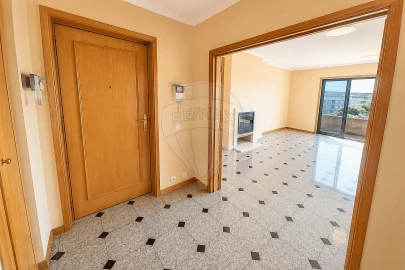 Apartamento T3 para Venda em São Felix da Marinha