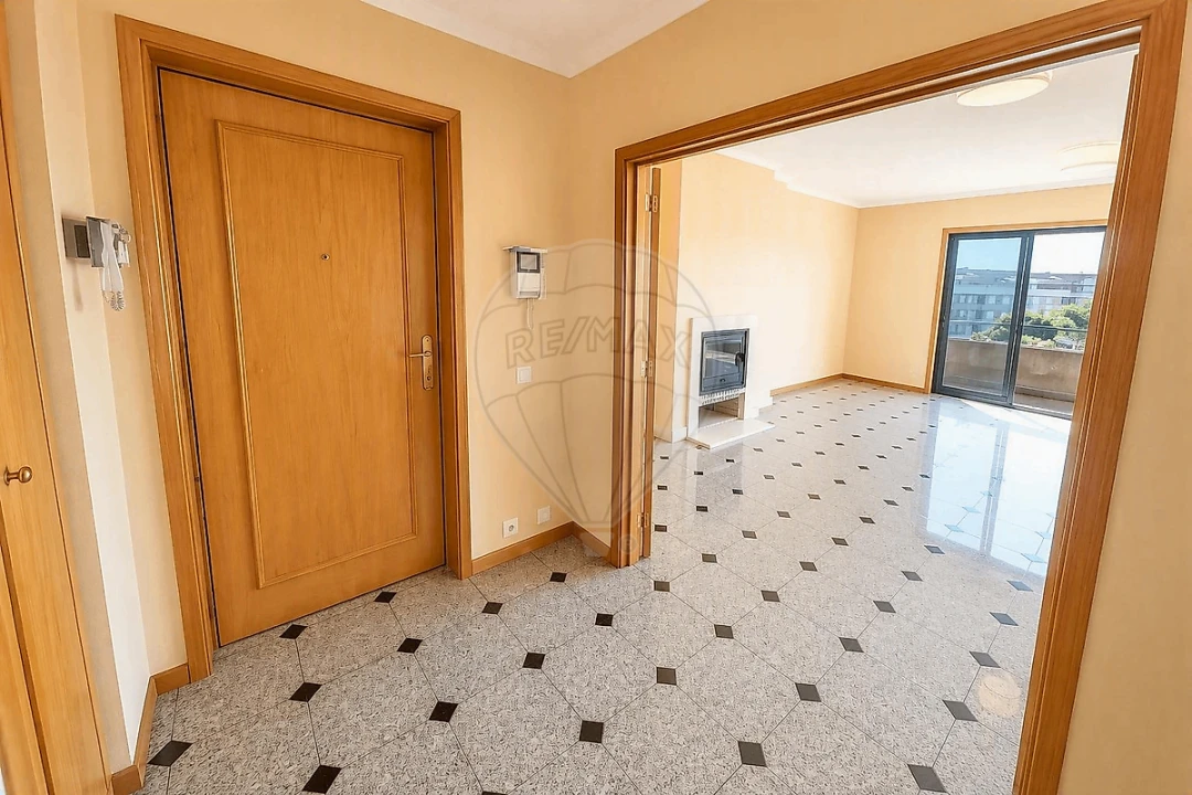 Apartamento T3 para Venda em São Felix da Marinha Foto 5