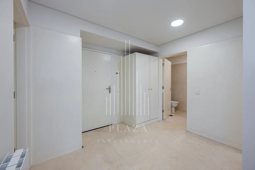 Apartamento T3 para Venda em Lordelo do Ouro e Massarelos Foto 7