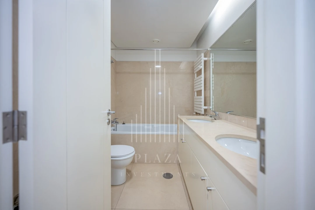 Apartamento T3 para Venda em Lordelo do Ouro e Massarelos Foto 33