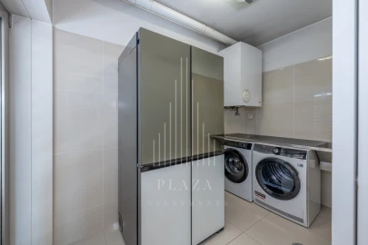 Apartamento T3 para Venda em Lordelo do Ouro e Massarelos