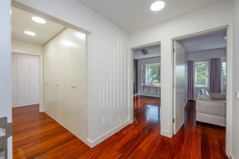 Apartamento T3 para Venda em Lordelo do Ouro e Massarelos Foto 17