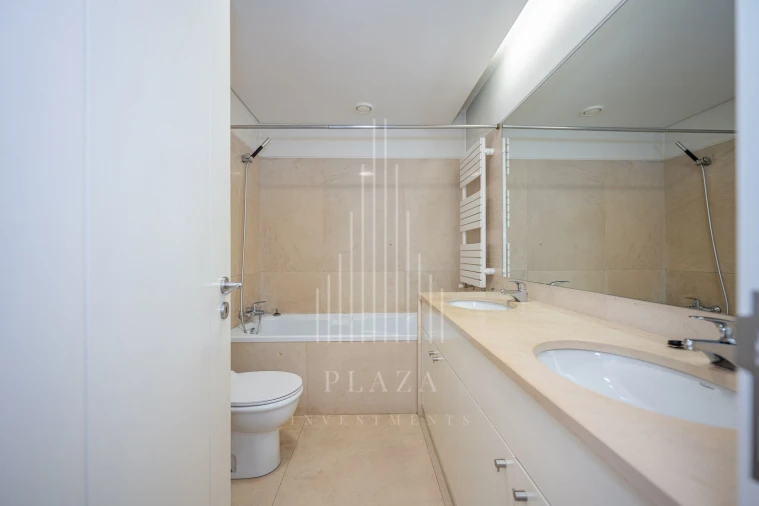Apartamento T3 para Venda em Lordelo do Ouro e Massarelos Foto 31