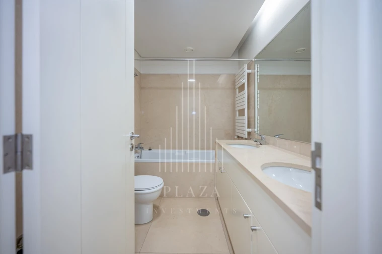 Apartamento T3 para Venda em Lordelo do Ouro e Massarelos Foto 33