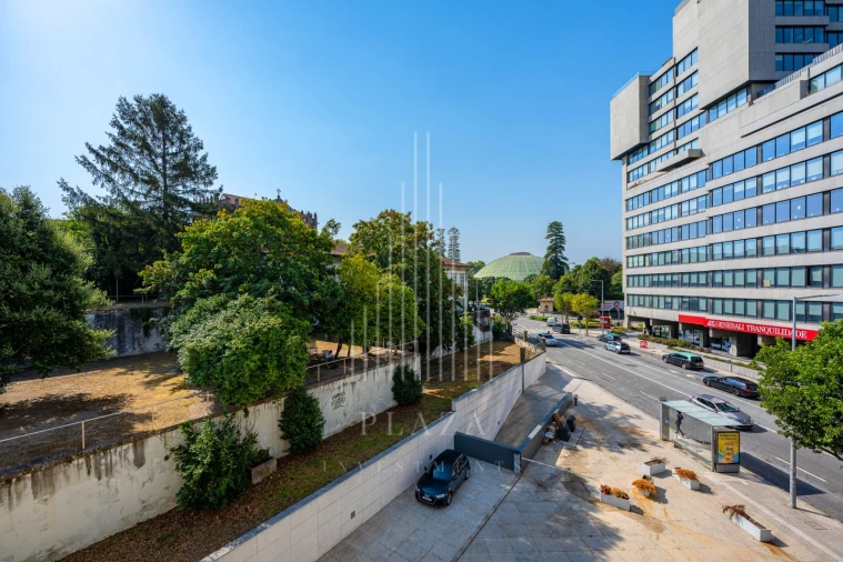 Apartamento T3 para Venda em Lordelo do Ouro e Massarelos Foto 44