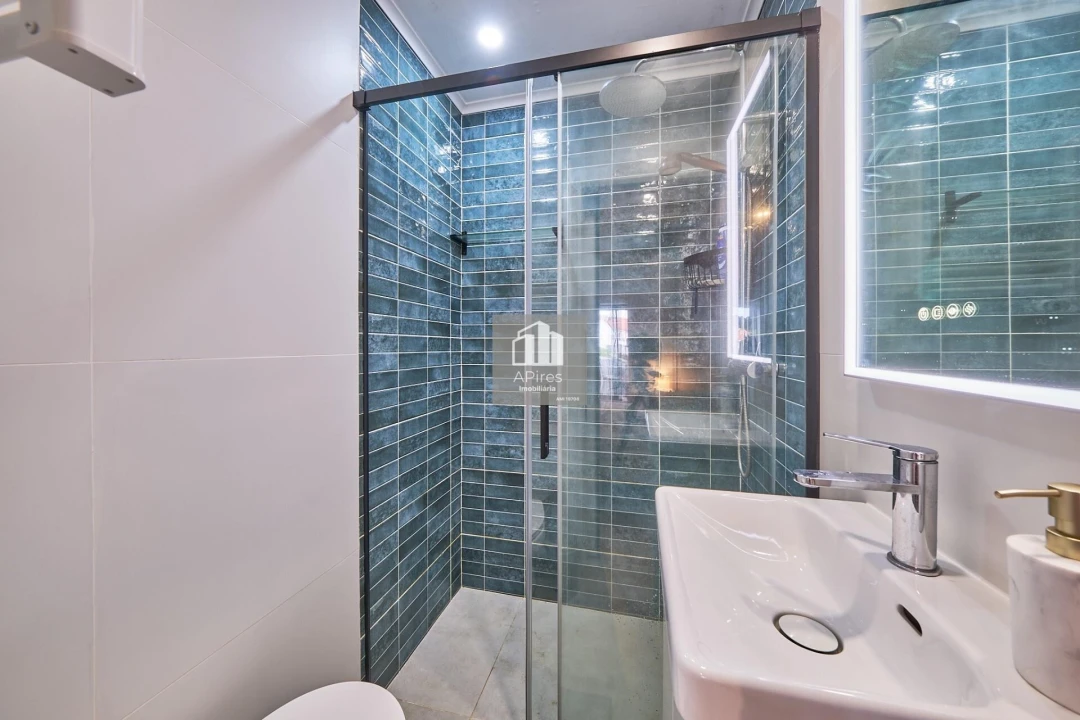 Apartamento T3 para Venda em Charneca de Caparica e Sobreda Foto 15