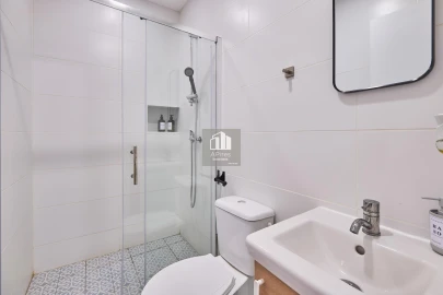 Apartamento T3 para Venda em Charneca de Caparica e Sobreda