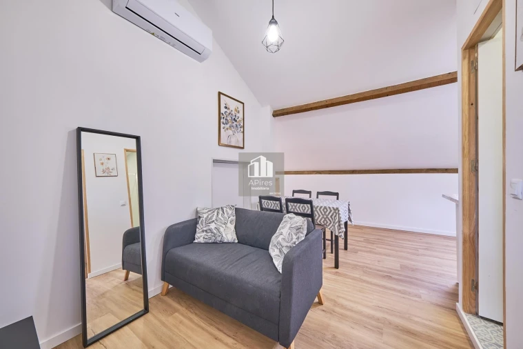 Apartamento T3 para Venda em Charneca de Caparica e Sobreda Foto 21