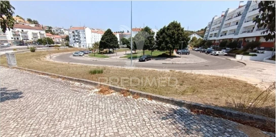 Terreno para Venda em Romeira e Várzea
