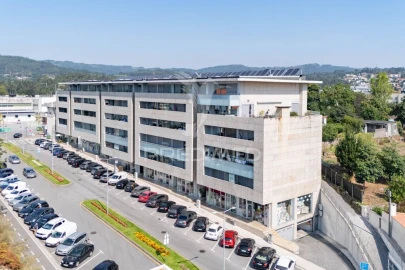 Apartamento T3 para Venda em Vila Verde e Barbudo