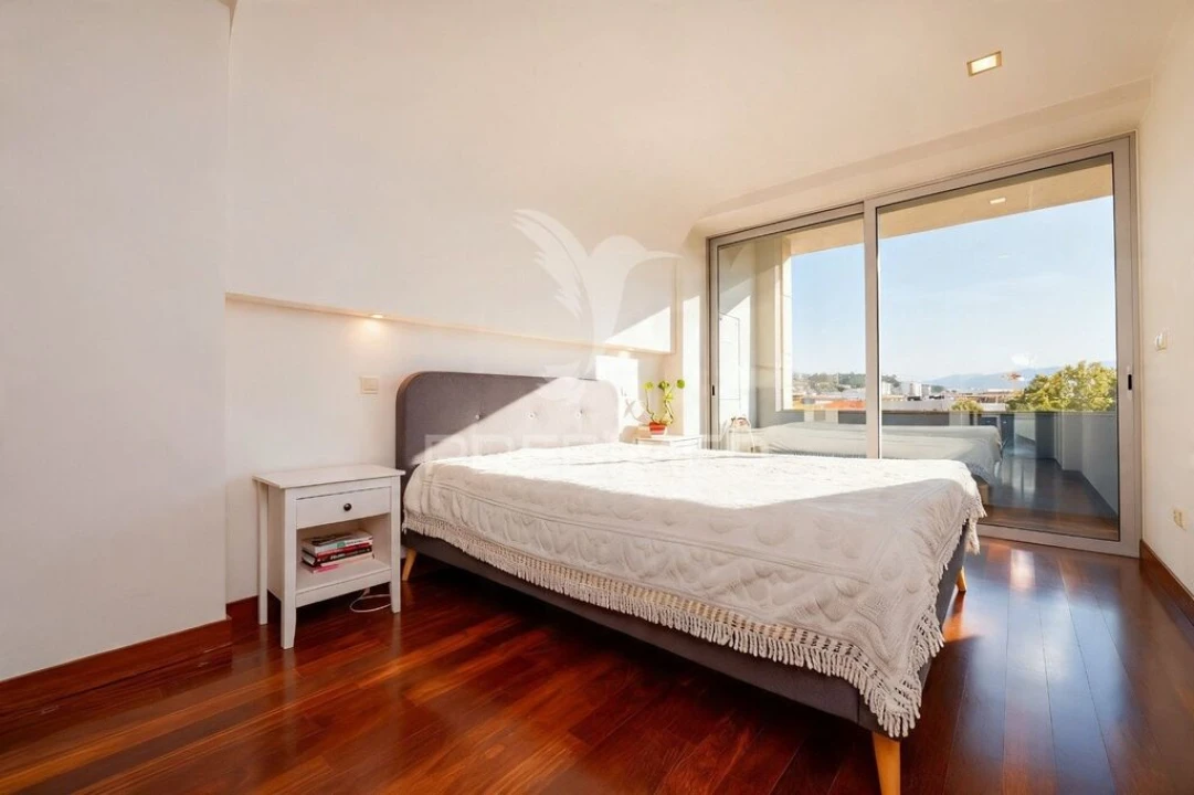 Apartamento T3 para Venda em Vila Verde e Barbudo Foto 18