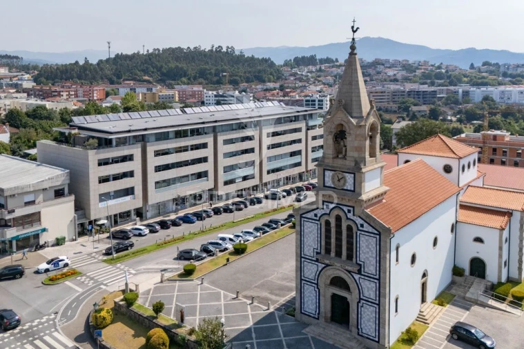Apartamento T3 para Venda em Vila Verde e Barbudo Foto 2