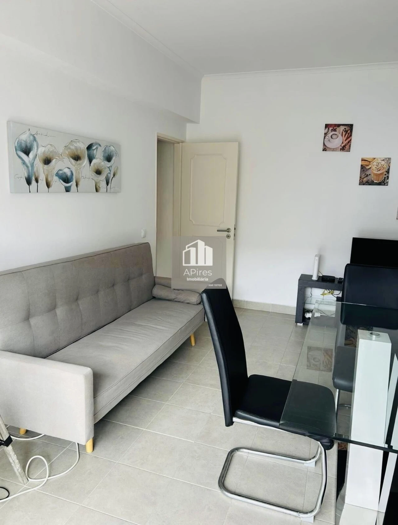 Apartamento T1 para Venda em Costa da Caparica Foto 5