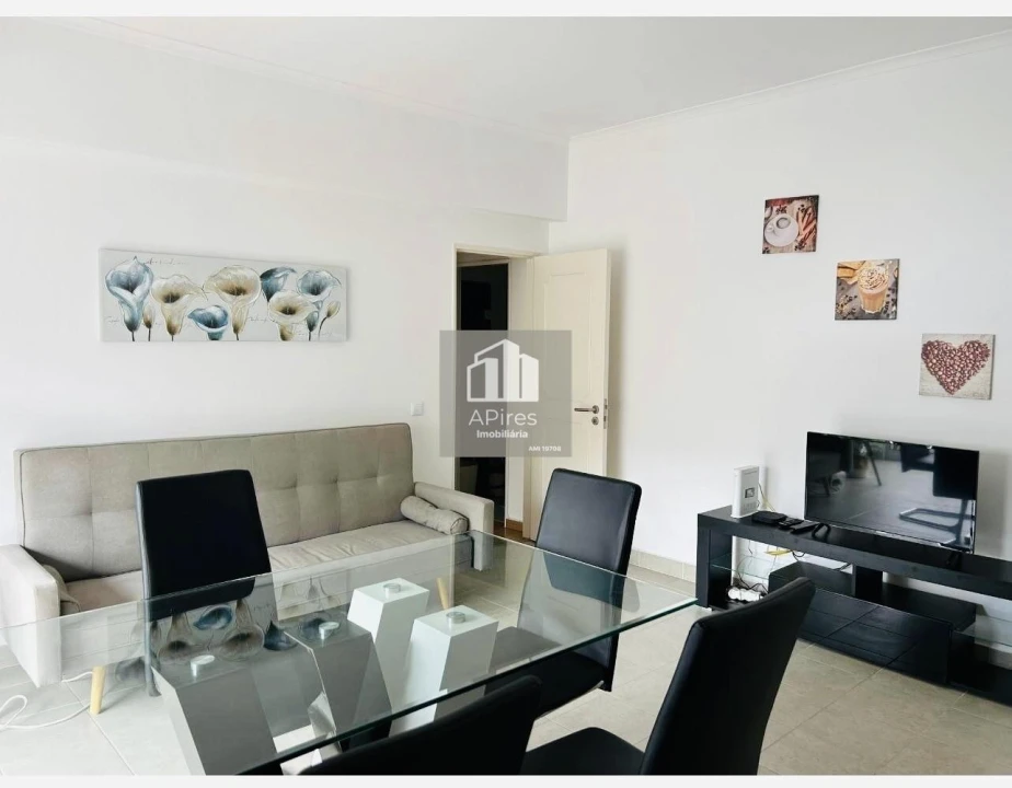 Apartamento T1 para Venda em Costa da Caparica Foto 2