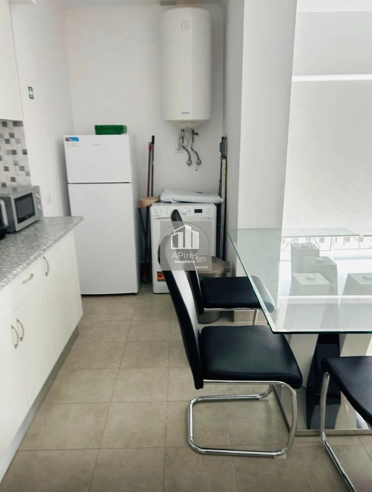 Apartamento T1 para Venda em Costa da Caparica Foto 6