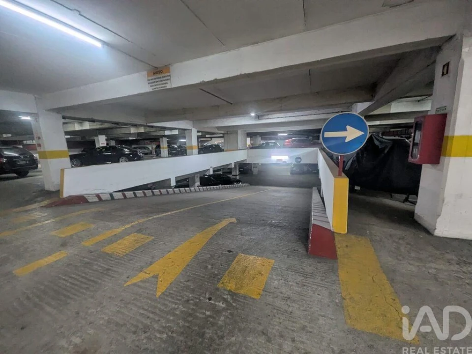Garagem para Venda em Bonfim Foto 8