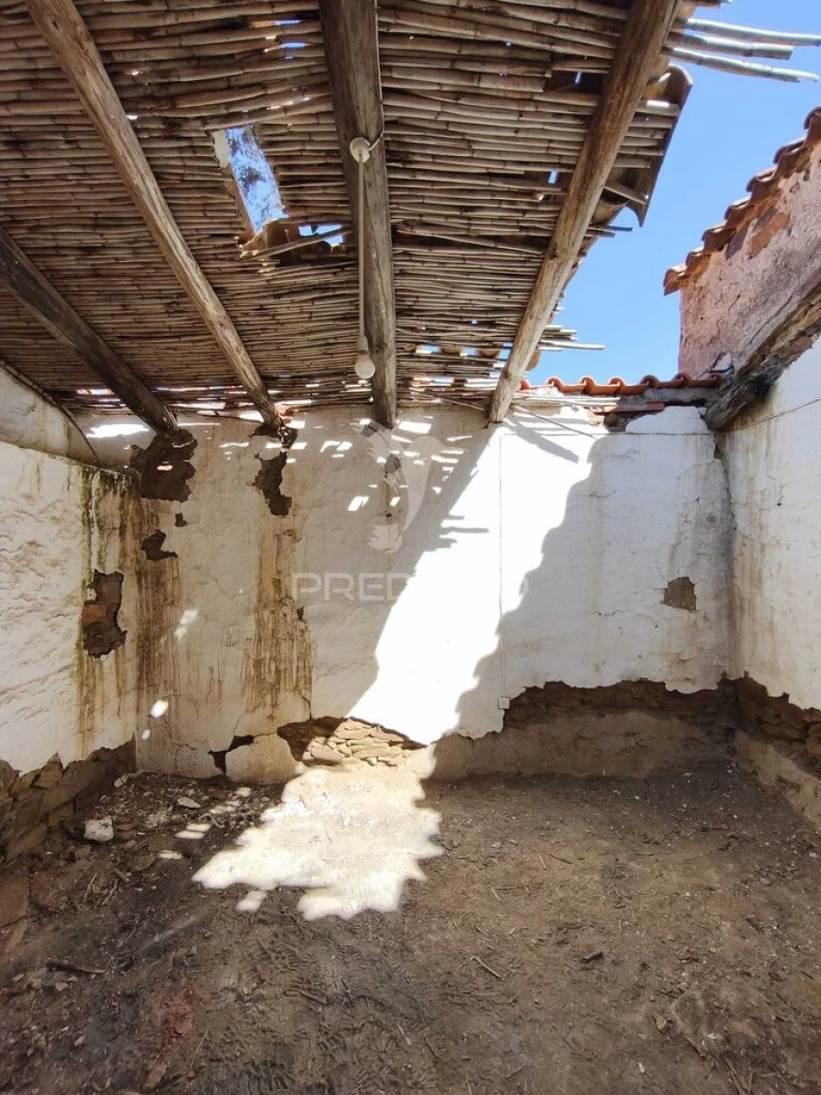 Moradia T3 para Venda em São João dos Caldeireiros Foto 13