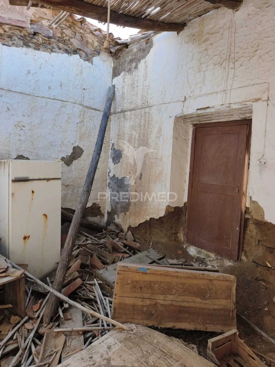 Moradia T3 para Venda em São João dos Caldeireiros Foto 11