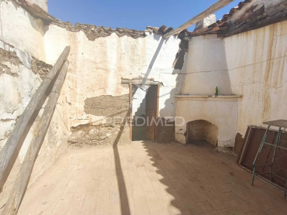 Moradia T3 para Venda em São João dos Caldeireiros Foto 5