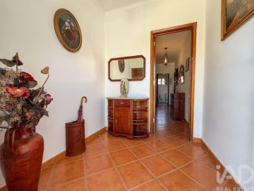 Moradia T3 para Venda em Romeira e Várzea