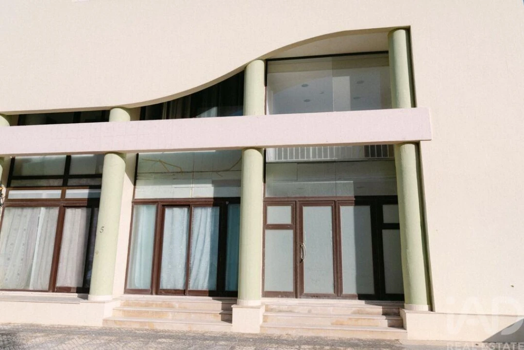 Loja para Venda em Peniche Foto 1