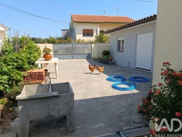 Moradia T4 para Venda em Louriçal