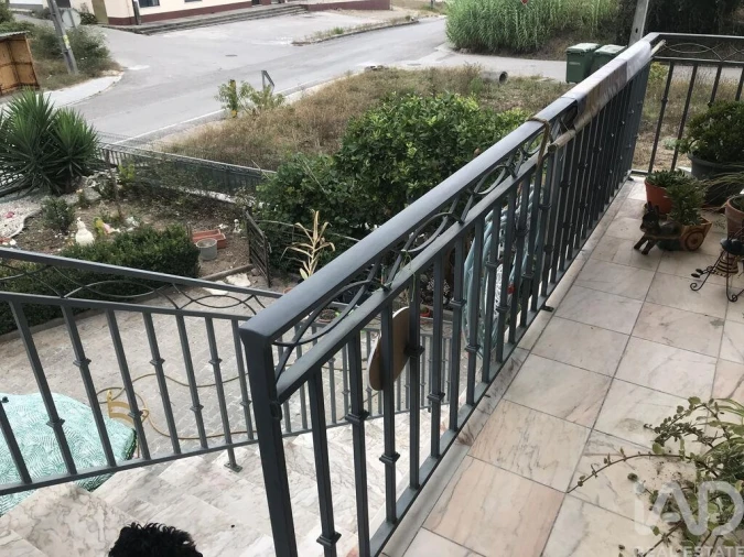 Moradia T4 para Venda em Louriçal Foto 12