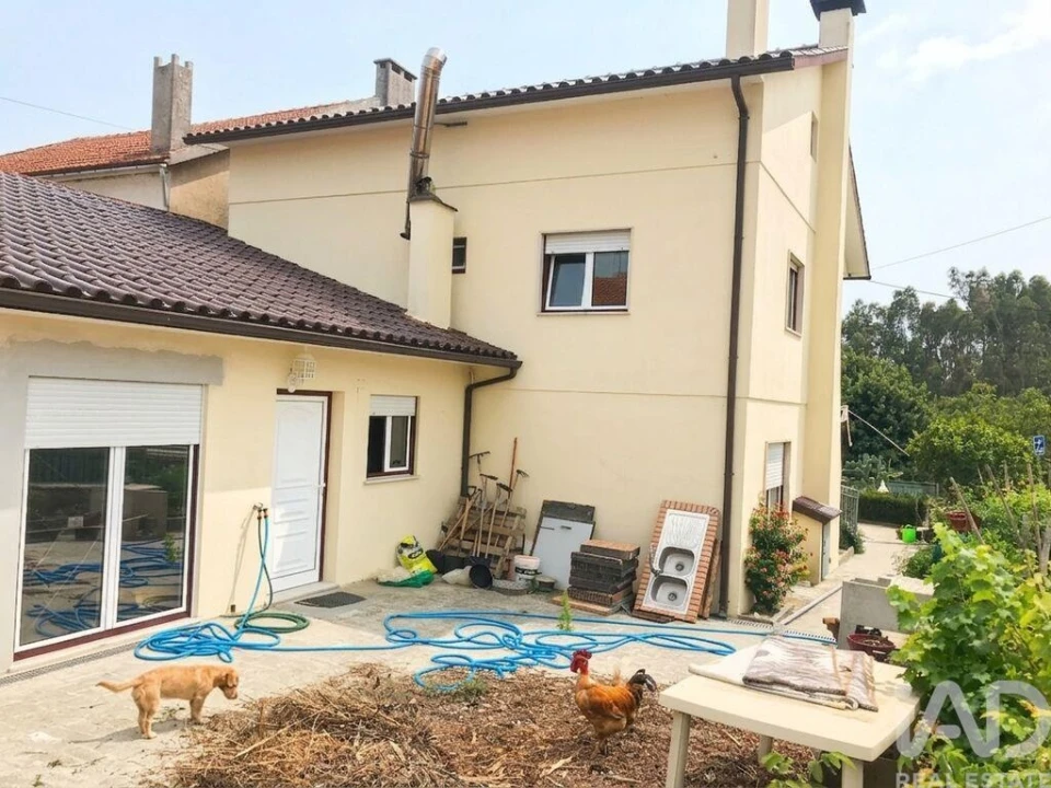 Moradia T4 para Venda em Louriçal Foto 11
