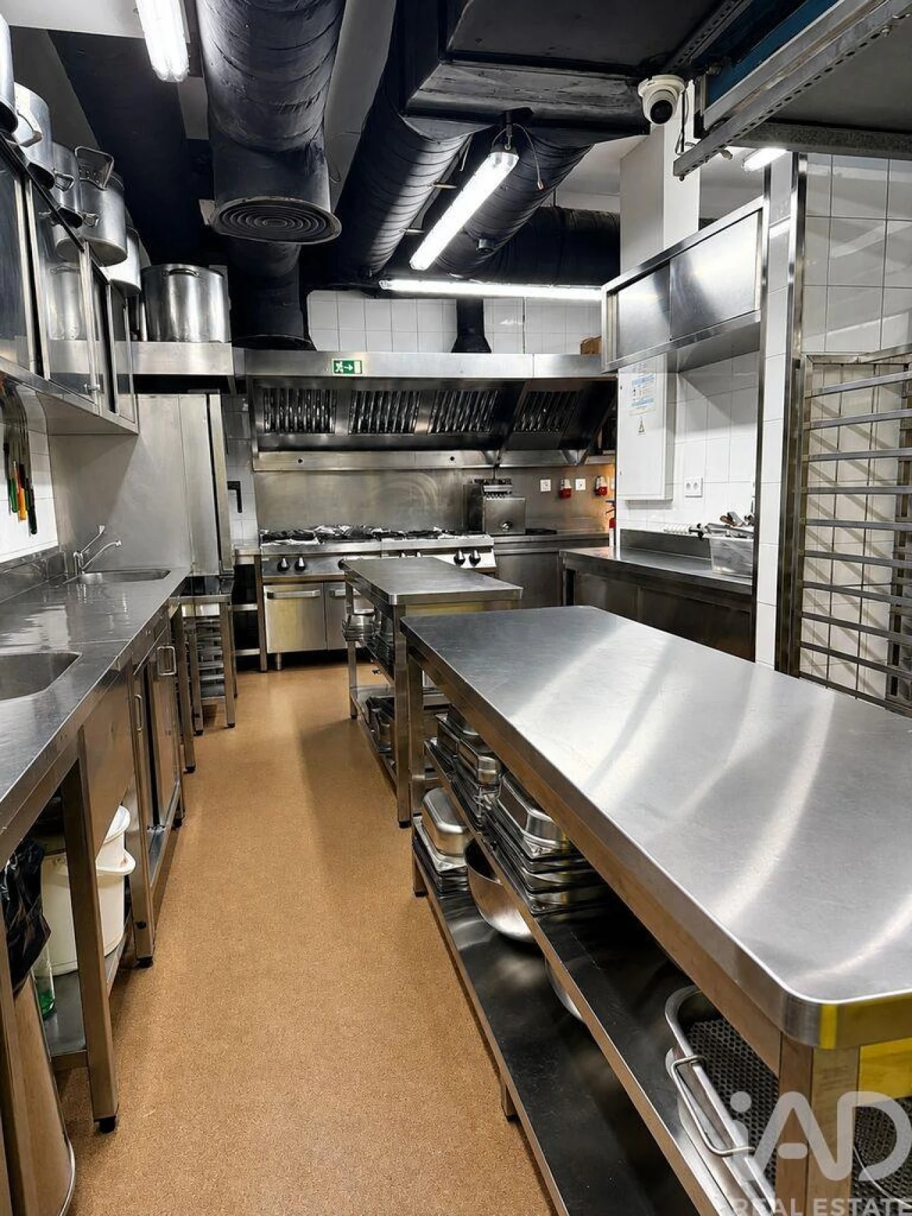 Loja para Venda em Póvoa de Santo Adrião e Olival Basto Foto 2
