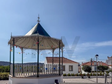 Moradia T2 para Venda em Enxara do Bispo, Gradil e Vila Franca do Rosário