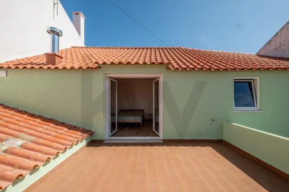 Moradia T2 para Venda em Enxara do Bispo, Gradil e Vila Franca do Rosário