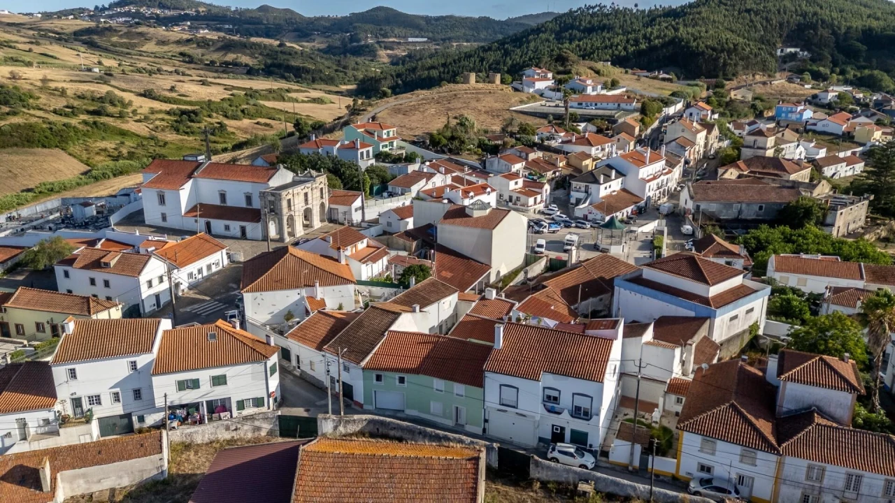 Moradia T2 para Venda em Enxara do Bispo, Gradil e Vila Franca do Rosário Foto 32