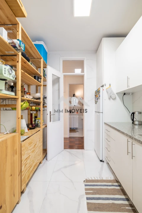 Apartamento T2 para Arrendamento em Lordelo do Ouro e Massarelos