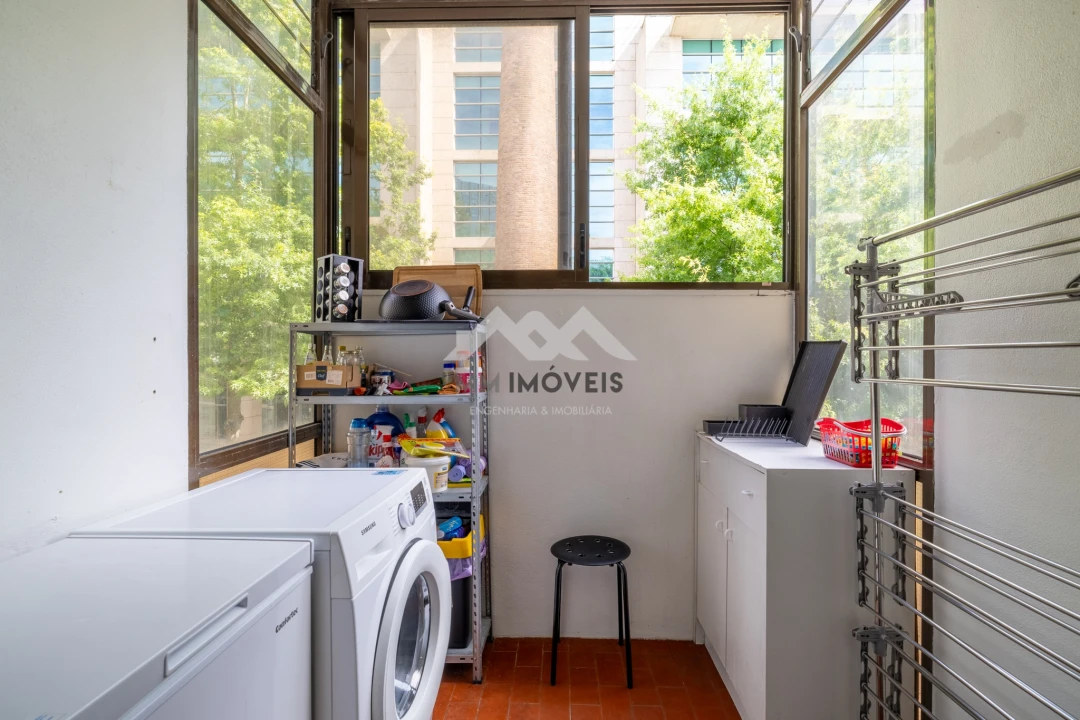 Apartamento T2 para Arrendamento em Lordelo do Ouro e Massarelos Foto 14