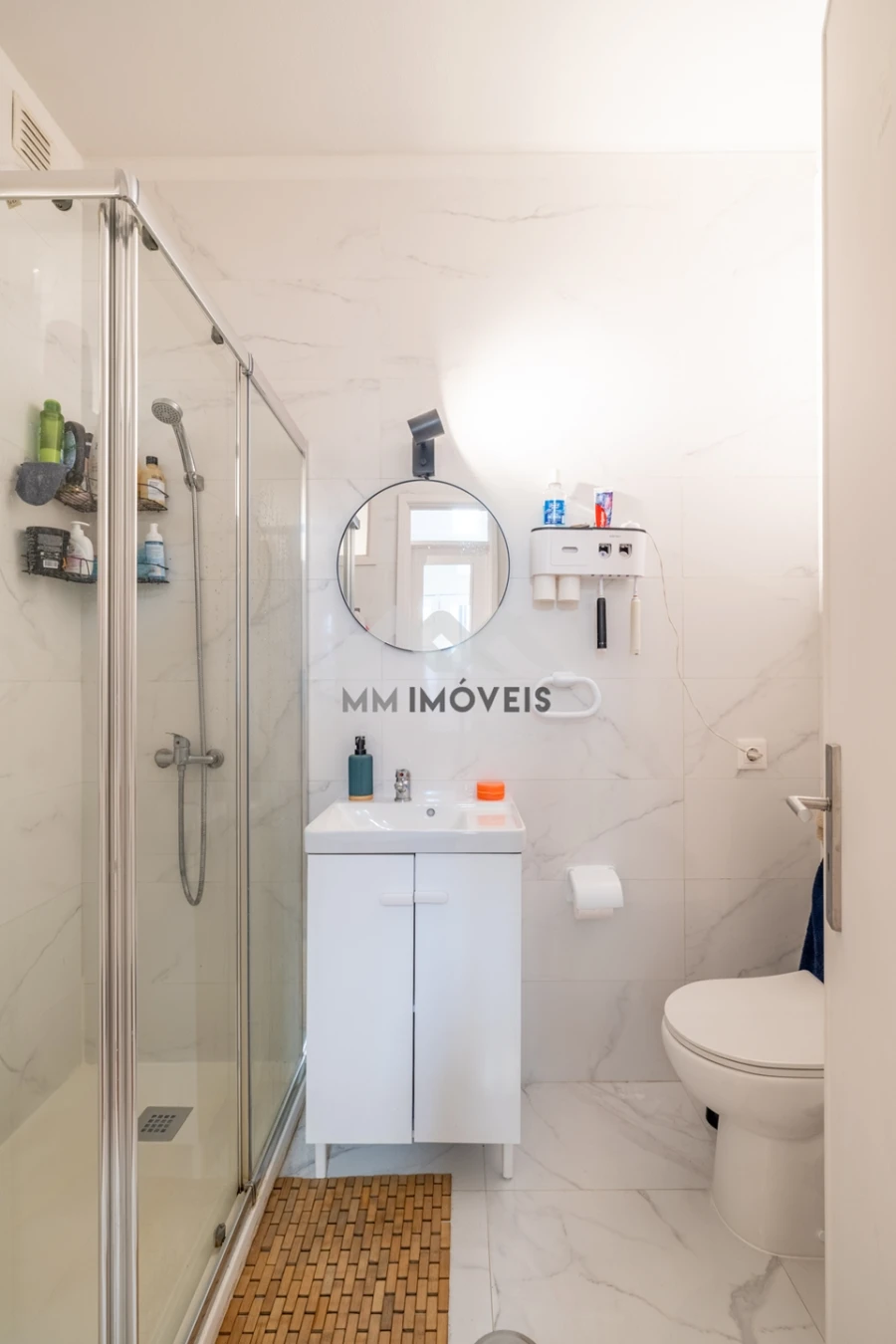 Apartamento T2 para Arrendamento em Lordelo do Ouro e Massarelos Foto 22